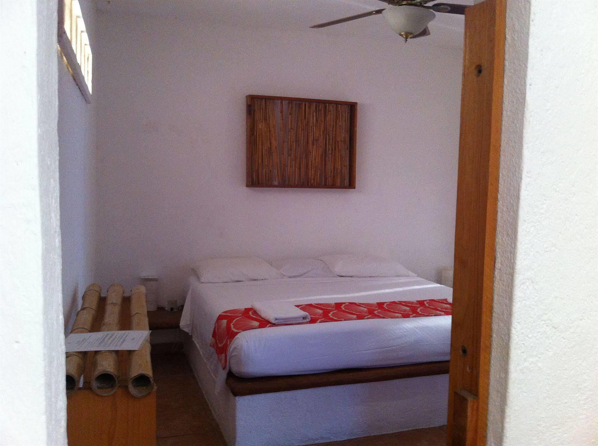 Nuestra Casa Sai By Rotamundos Hotel Coyuca Luaran gambar